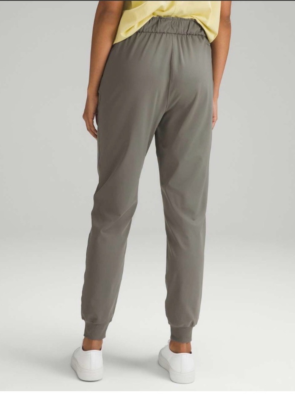 Lululemon High-Rise Joggers Size 2 Style W5DQDS Sage Green - Picture 2 of 13